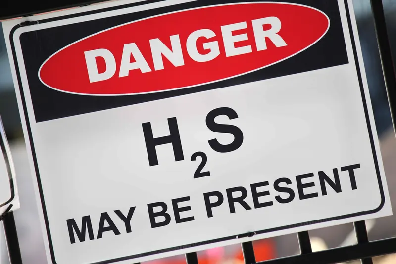 A danger sign: H2S may be present